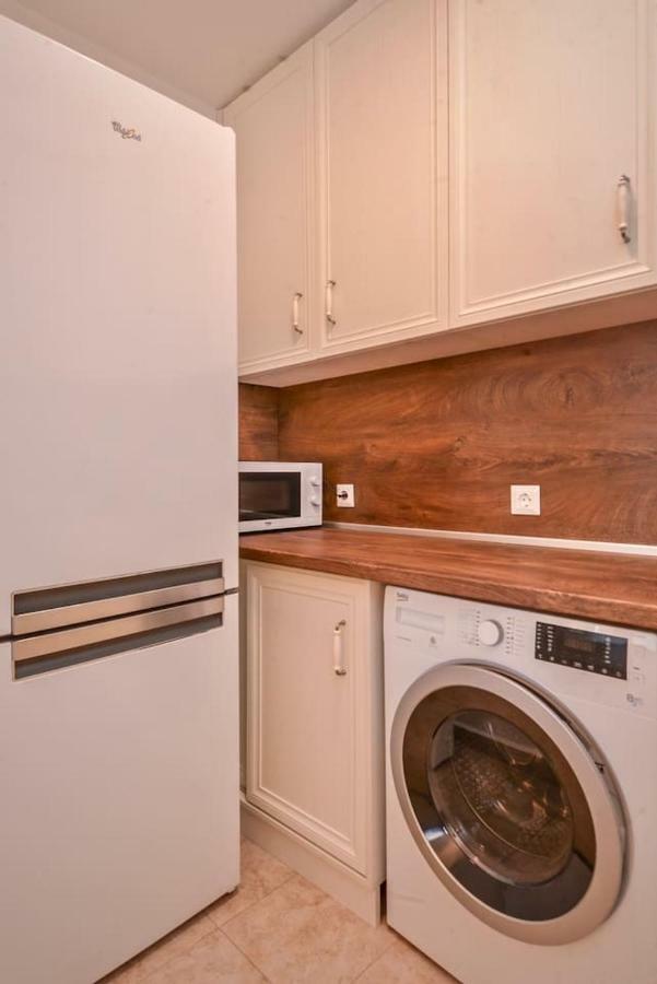 South Park, Vitosha View, 2-Bdr, 2-Bthr Apartment By Flat Mаnager صوفيا المظهر الخارجي الصورة