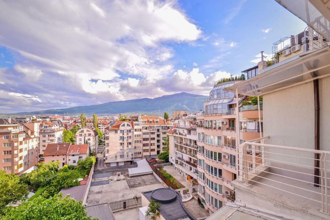 South Park, Vitosha View, 2-Bdr, 2-Bthr Apartment By Flat Mаnager صوفيا المظهر الخارجي الصورة