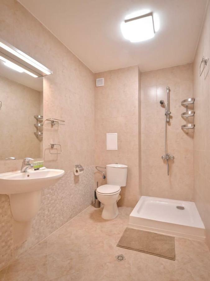 South Park, Vitosha View, 2-Bdr, 2-Bthr Apartment By Flat Mаnager صوفيا المظهر الخارجي الصورة