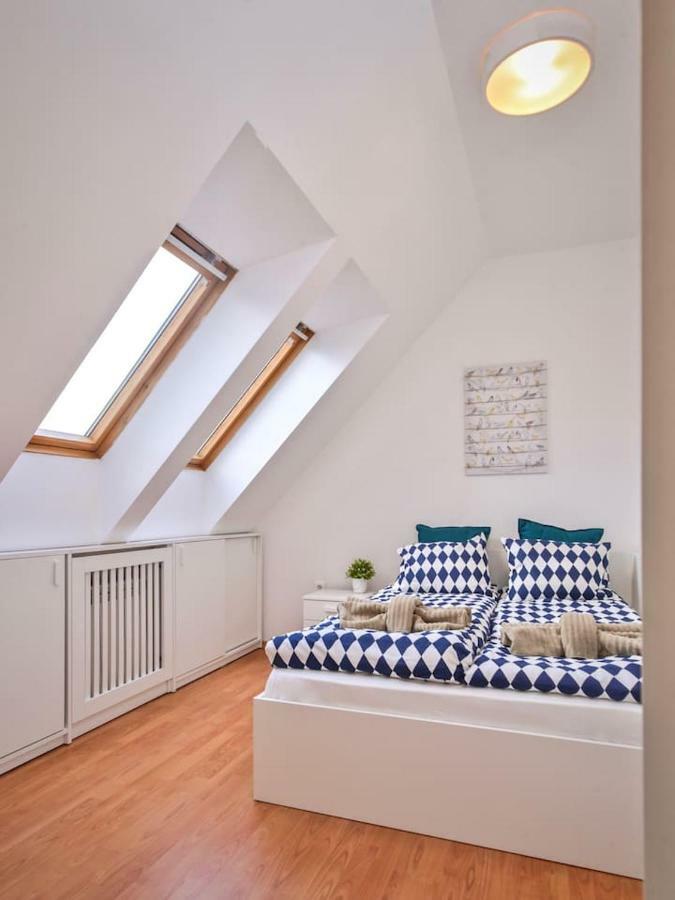 South Park, Vitosha View, 2-Bdr, 2-Bthr Apartment By Flat Mаnager صوفيا المظهر الخارجي الصورة